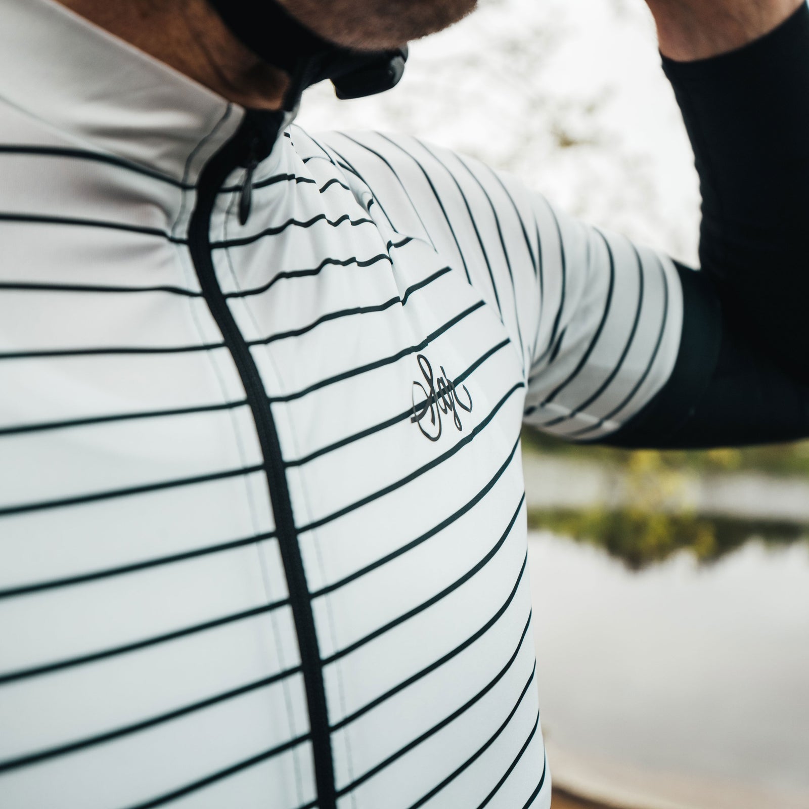 WHITE HORIZON MAN – SIGR JAPAN